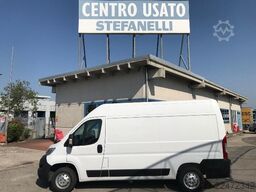 Citroën Jumper 33 L2H2 2.2 bluehdi 140cv S&S