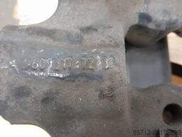 Mercedes Occ montagebeugels links Mercedes