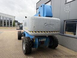 GENIE S-105 Telescoop hoogwerker / boomlift 4x4x4 DEUTZ DIESEL 3800uur 34M Werkhoogte 2007