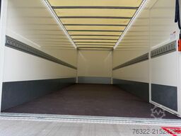 Renault D 12 LOW P4X2  210E6 / GESLOTEN BAK MET LAADKLE...