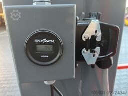 Skyjack SJ12