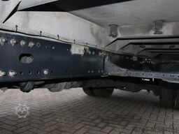 MAN TGL 8.220 + EURO 6 + LIFT