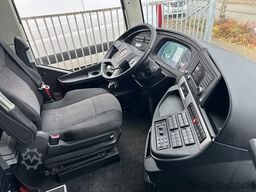 SETRA S 517 HD 63+26 WC EURO 6