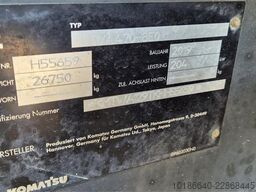 Komatsu WA470-8E0