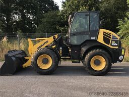 Komatsu WA100M-7