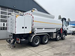 Mercedes-Benz Arocs 4140 8x4 | Fuel Tank | Stock
