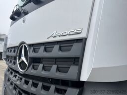 Mercedes-Benz Arocs 4140 8x4 | Fuel Tank | Stock