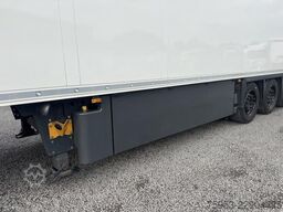 Schmitz Cargobull SKO 24/L-14.7 FP 45 V7 Pharma Lang LKW Vector HE19