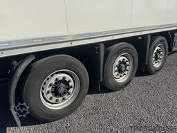 Kögel S 24 Koffer mit BÄR Ladebordwand
