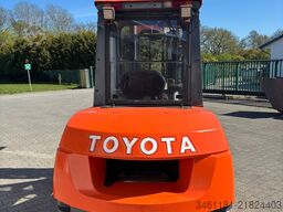 Toyota 42-7FD45