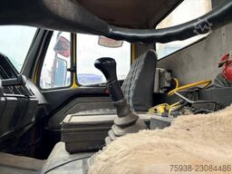 Mercedes-Benz SK 3229B V8 MIXER + 21 METER PUTZMEISTER CONCRE...