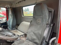 VOLVO FMX-500 8x4 Hiab 26T