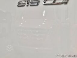 MERCEDES-BENZ 519  Allrad 4 x 4 Lagerfahrzeug Stock 20 Sitzer