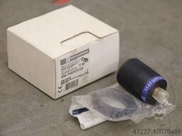 Telemecanique XS4 P30PC410D