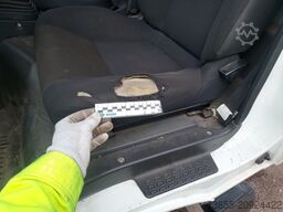 Isoli PNT220NLX on Nissan NT400