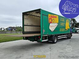 Scania P 230