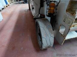 JLG 3246ES