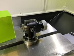 DN Solutions DNM 5700