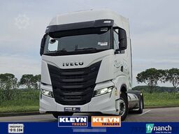 IVECO S-WAY AS440S46 LNG