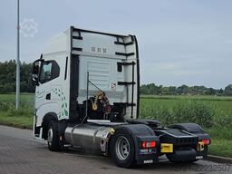 IVECO S-WAY AS440S46 LNG