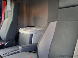 Renault D 240.12 07-BVF-2 - LOW P4x2 - LAADBAK SCHUIFZE...
