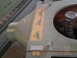 Maka T 2000