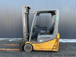 Jungheinrich EFG216k