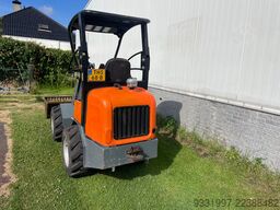 Giant 337T kniklader shovel