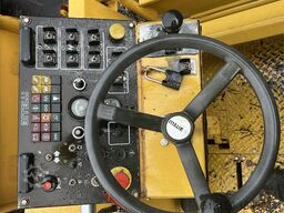 Bitelli BB632 Asphalt paver and 2014 JPM midi 2 axle machi