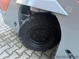 Hubtex DQ45/Only 3309 h/ Reach forks