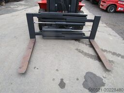 Linde H40-03 Zinkenversteller + Seitenschieber 4,5m Hubh