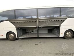 Mercedes-Benz Tourismo RHD