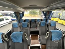 Mercedes-Benz Tourismo RHD