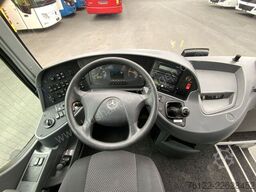 Mercedes-Benz Tourismo RHD