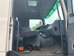 MERCEDES-BENZ Actors 3241 / 8x2-6 / Atlas 165 + Funk / VDL