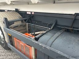 MERCEDES-BENZ Actors 3241 / 8x2-6 / Atlas 165 + Funk / VDL