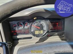 Renault Premium 270