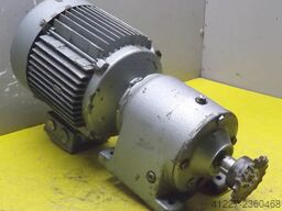 SEW-EURODRIVE R40DT90L6-4