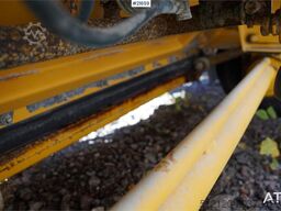 Falköping sand spreader for truck type LB1000