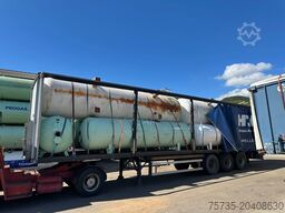 FULL TRAILER LOADED WITH LPG TANKS