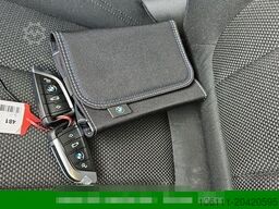 BMW 320 d Touring 320 d xDrive PDC NAVIGATION