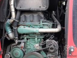 VOLVO UNVI SIGHTSEEING 65 Sitze EURO 5 (2 Stuck)