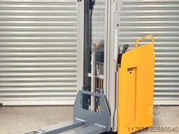 Jungheinrich ESC 214z - 4700mm - Service Neu - Garantie