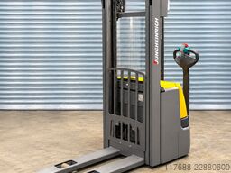Jungheinrich EJC 214 - nur 284 Std. - Service Neu -Batterie 90%