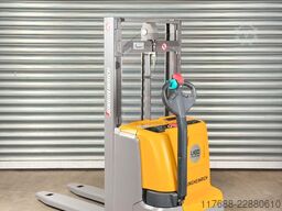 Jungheinrich EJC 110 - BJ.23  749 Std. - Service Neu- Garantie