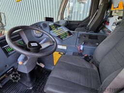 Liebherr LTM1200-5.1 Dutch Registration, 10x8x10 Drive, 200
