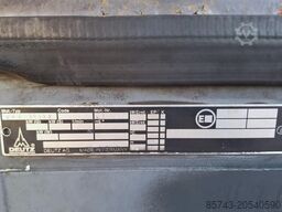 Liftlux SL205-25D4WDS/P Diesel, 4x4 Drive, Hydraulic Deck