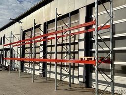 ca. 14 lfm Palettenregale H: 450cm Fachlast: 3000 kg , 45 Palettenplätze
