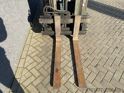 STILL Heftruck Still EFG1.5 triplo 400 freelift/sideshif