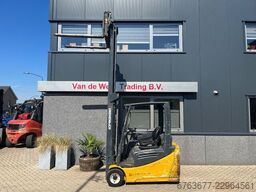 JUNGHEINRICH EFG216K Heftruck Jungheinrich EFG216K Duplo 360 Fr